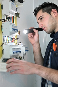 Licensed Electrician Requirements; Journeyman Electrician Specialized Training
